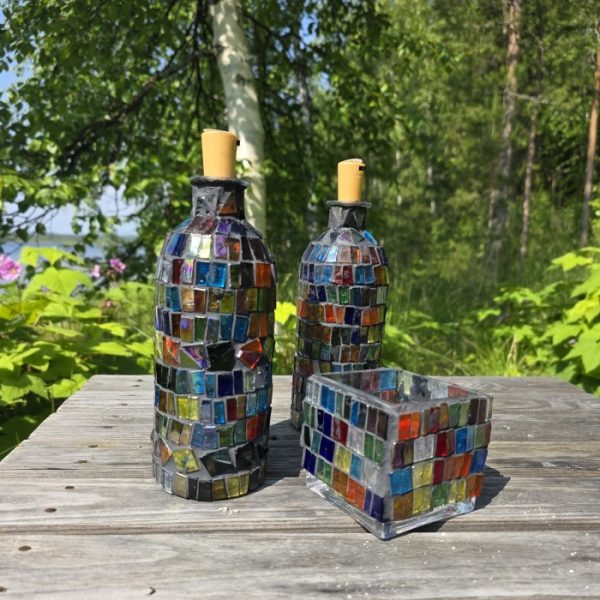 Nostalginen mosaikki lasipullo